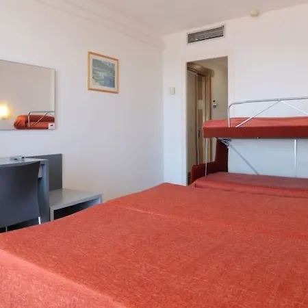 Medplaya Santa Monica Hotel